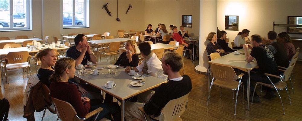 Hotel Conti Duisburg - Partner Of Sorat Hotels Bagian luar foto