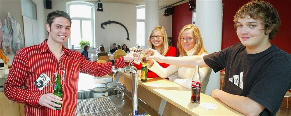 Hotel Conti Duisburg - Partner Of Sorat Hotels Bagian luar foto