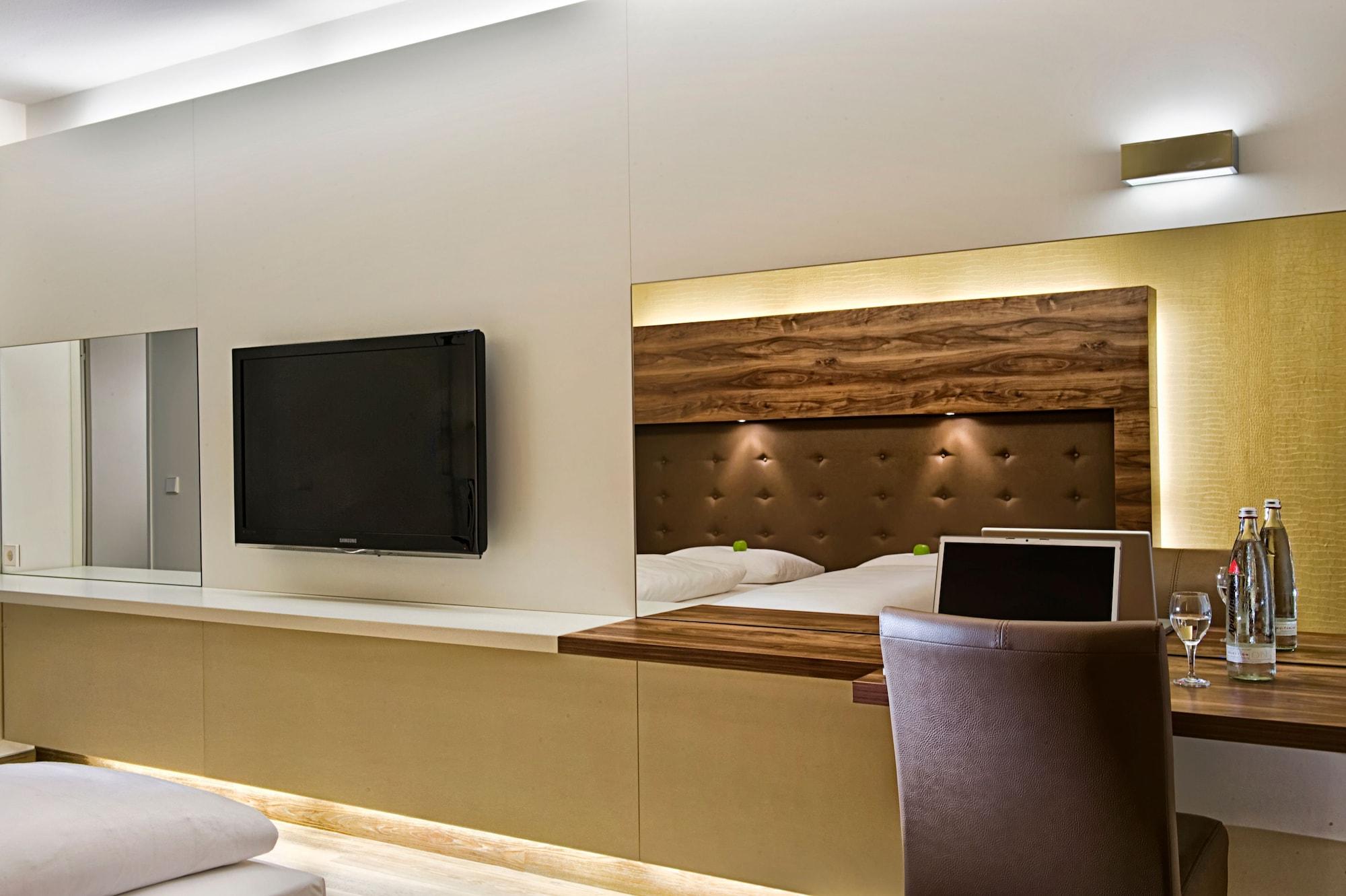 Hotel Conti Duisburg - Partner Of Sorat Hotels Ruang foto