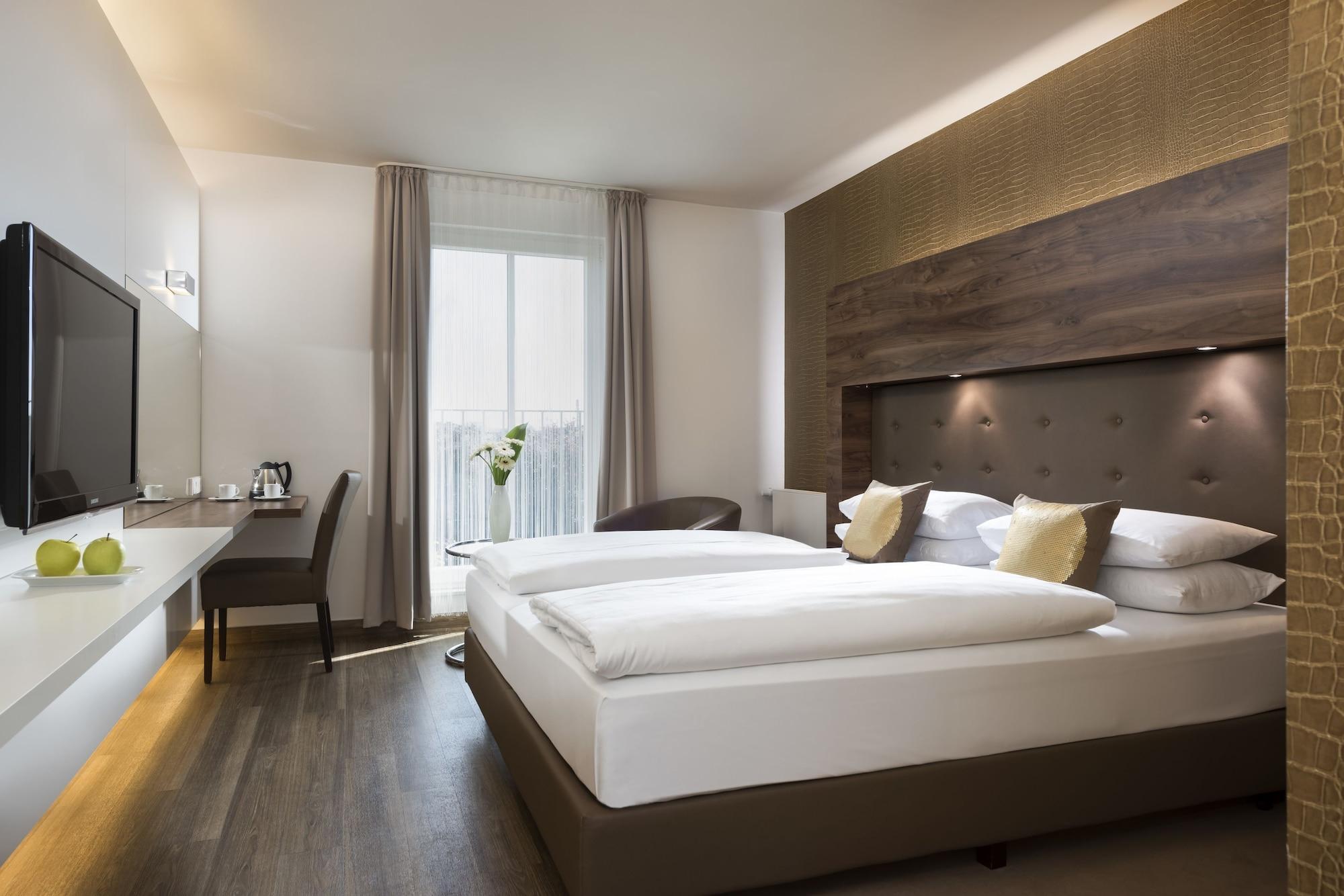 Hotel Conti Duisburg - Partner Of Sorat Hotels Bagian luar foto